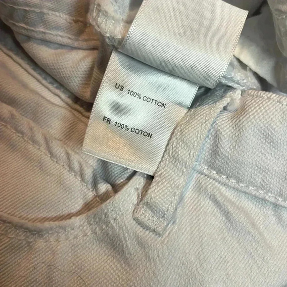 Articles of society, white denim shorts, size 32 - Picture 4 of 5
